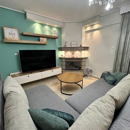 Mandalena Luxury Larissa Apartment Exterior foto
